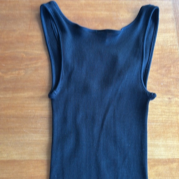 EUC OSCALITO black ribbed tank with lace insert at chest size 5 (brand sizing)L - Picture 8 of 8